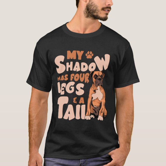 Camiseta Shadow Tem Quatro Pernas E Uma Cauda - Buldogue Am (Frente)