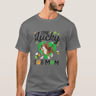 Camiseta Shamrocks Heart Happy Patrick Day One Lucky Beagle