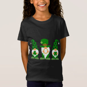 Camiseta Shamrocks - Um Toque de Sorte Irlandesa 🍀