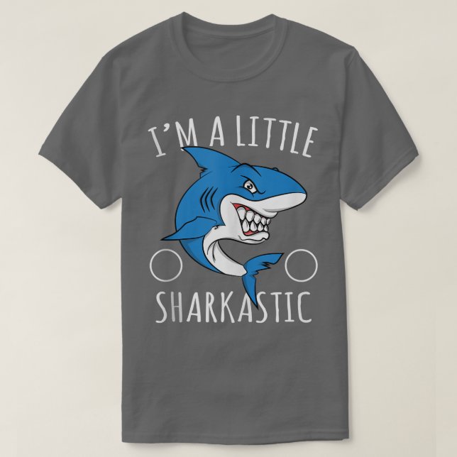 Camiseta Shark Lover Shirt - Sarcastic Pun - I'm A Liitle S (Frente do Design)