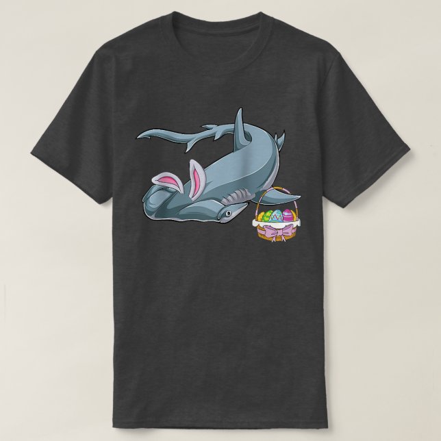 Camiseta Shark with Easter Basket and Bunny Ears Happy East (Frente do Design)