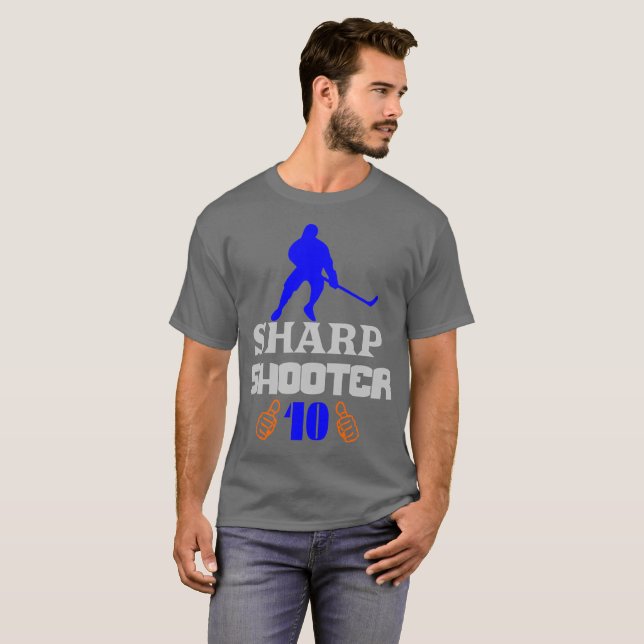 Camiseta 🏆 👍 Sharp Shooter 10 American Men's Classic Basi (Frente Completa)
