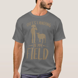 Camiseta Sheep Farmer Outstanding In My Field 