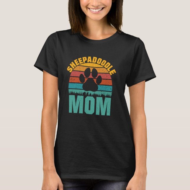 Camiseta Sheepadoodle Mãe Sheepadoodle (Frente)