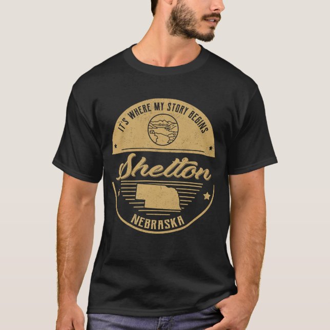 Camiseta Shelton Nebraska É onde minha história começa (Frente)