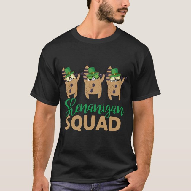 Camiseta Shenanigan Squad Raccoon Leprechaun Hat Rua Patric (Frente)