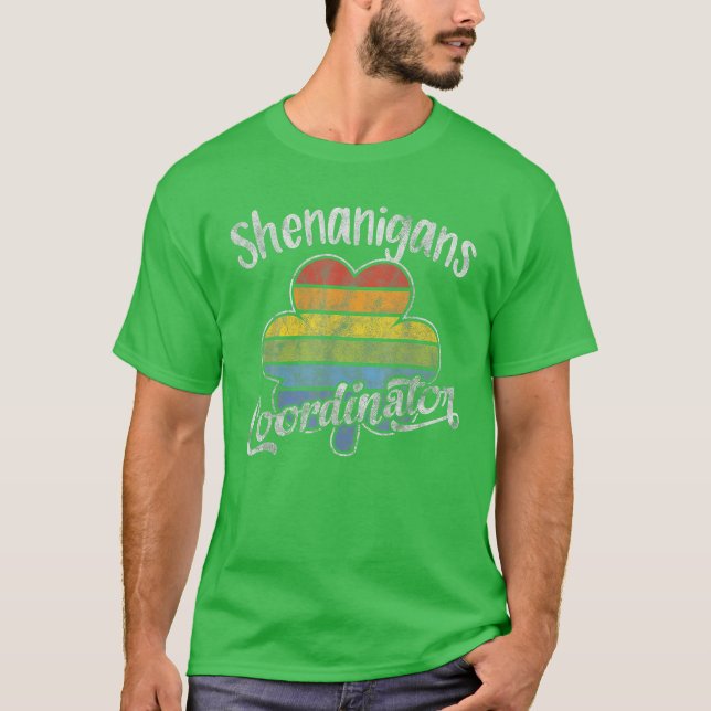 Camiseta Shenanigans Coordenador Engraçado Professora Rua d (Frente)