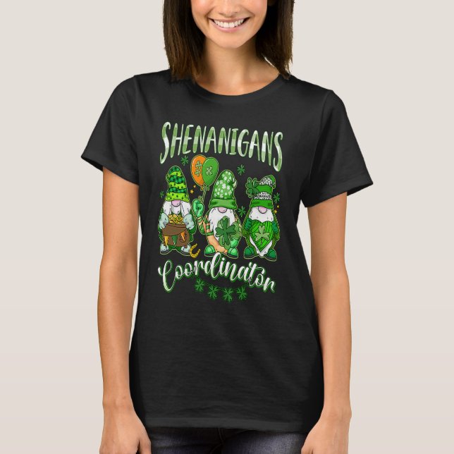 Camiseta Shenanigans Coordinator  Teacher Gnome St Patrick' (Frente)