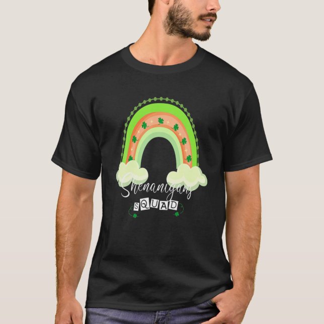 Camiseta Shenanigans Squad Dia de São Patrício Verde - Iris (Frente)