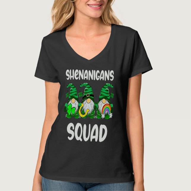 Camiseta Shenanigans Squad Gnomes St Patrick's Day Men Wome (Frente)