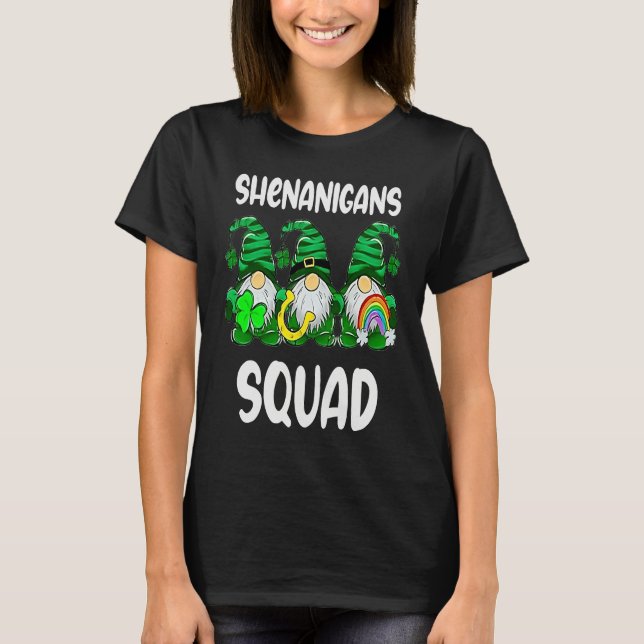 Camiseta Shenanigans Squad Gnomes St Patrick's Day Men Wome (Frente)