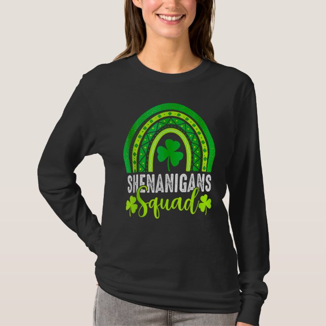 Camiseta Shenanigans Squad St Patrick's Day Rainbow Shamroc (Frente)