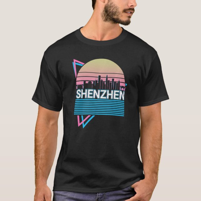 Camiseta Shenzhen City Skyline Cityscape Retro (Frente)