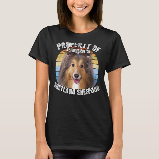 Camiseta Shetland Sheepdog Sheltie Sable Property Of Retro (Frente)