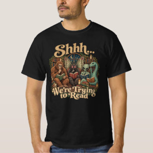Camiseta Shhh Estamos Tentando Ler Cryptid Bigfoot Mothman