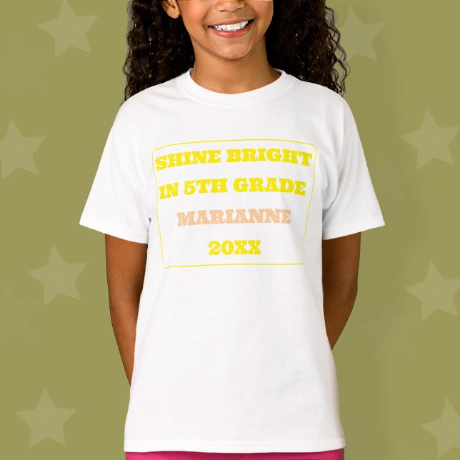 Camiseta Shine Bright Back To School  (Shine Bright In 5th Grade Girl)