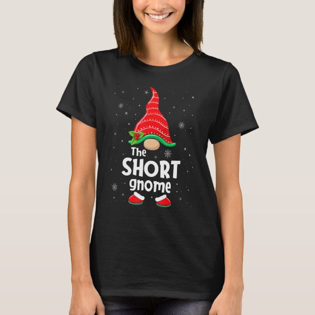 Camiseta Short Gnome Matching Family Group Christmas Party  (Frente)