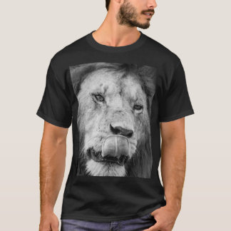 Camiseta Show Your Strength with Our Lion Print Shirt
