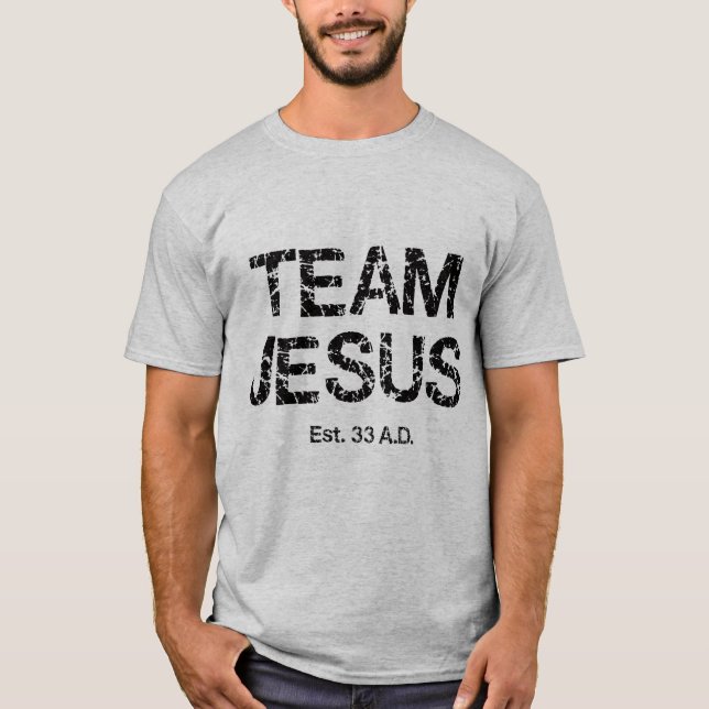 Camiseta Siga a luz verdadeira. Equipe JESUS desde 33 d.C. (Frente)