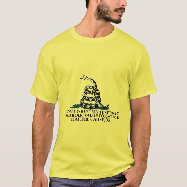 Camiseta Significado da bandeira de Gadsden defendido (Frente)
