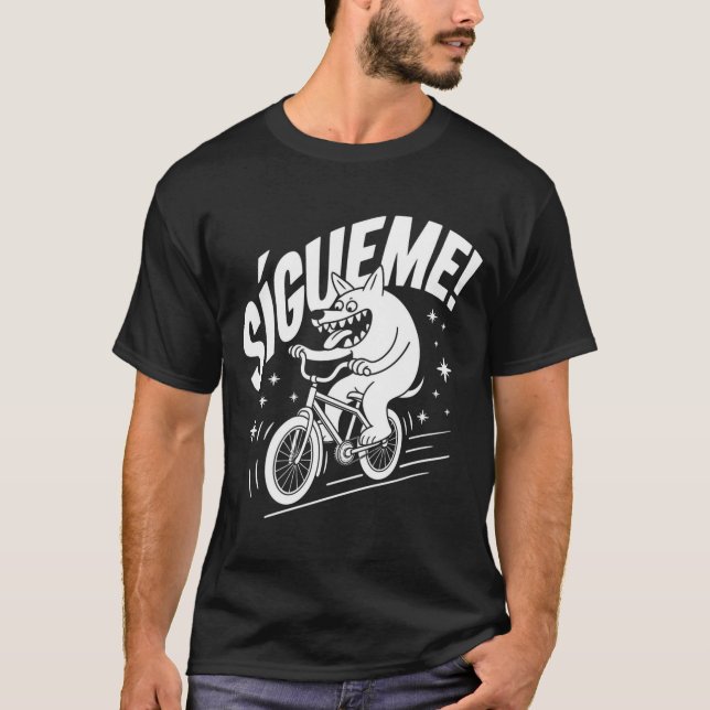 Camiseta "SÍGUEME!" Lobo de desenho animado em bicicleta (Frente)