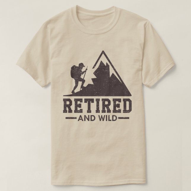 Camiseta Silhouette De Hiker Selvagem E Aposentada (Frente do Design)