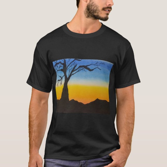 Camiseta Silhueta de árvores no pôr do sol (Frente)