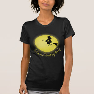 Camiseta Silhueta de Bruxa Voadora na Lua