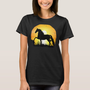Camiseta Silhueta de cavalo da raça Morgan ao pôr do sol
