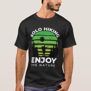 Camiseta Silhueta de Cena de Montanha e Floresta 33