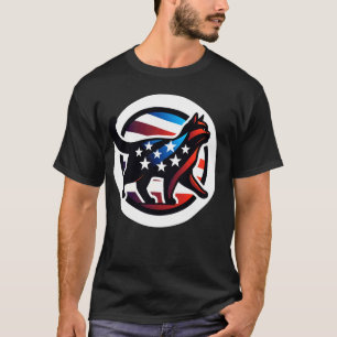 Camiseta Silhueta de Gato Estilizada Com Cores da Bandeira