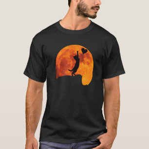Camiseta Silhueta de Gato na Lua Cheia com um Coração. Boni