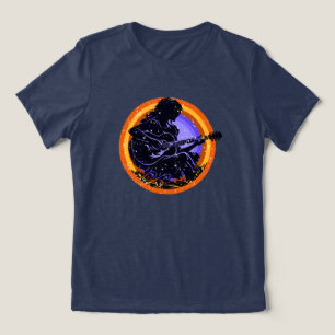 Camiseta Silhueta de Menina Tocando Violão