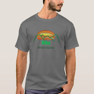 Camiseta Silhueta de Montanhas de Caminhada ao Pôr