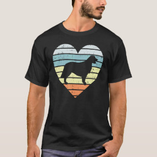 Camiseta Silhueta de Retriever Dourado Coração Retro Amante
