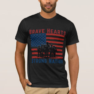 Camiseta Silhueta de Soldado com Bandeira Americana