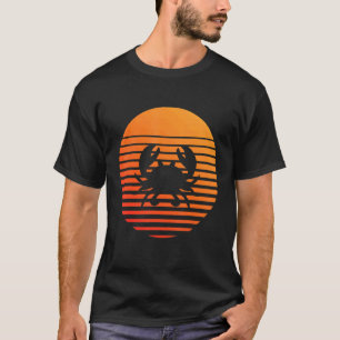 Camiseta Silhueta De Sombra De Caranguejo Em Frente A Um So