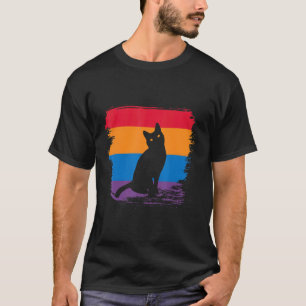 Camiseta Silhueta de Sombra de Gato com Bandeira Colorida