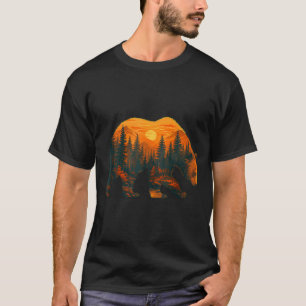 Camiseta Silhueta de urso com paisagem florestal e pôr do s