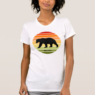 Camiseta Silhueta de Urso Otis 480 sobre Sol Gradiente (Bra