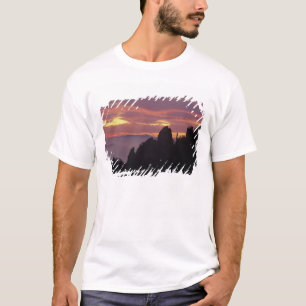 Camiseta Silhueta do Monte Huangshan (Montanha Amarela) em