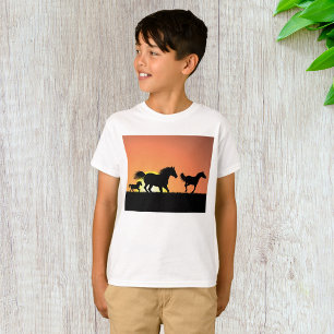 Camiseta Silhueta do pôr do sol de cavalos selvagens