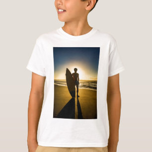 Camiseta Silhueta do surfista durante o nascer do sol