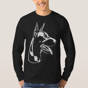 Camiseta Silhueta Preta De Um Doberman Sentado