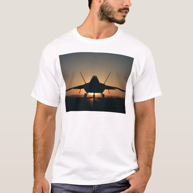 Camiseta Silhuette de aviões militares (Frente)