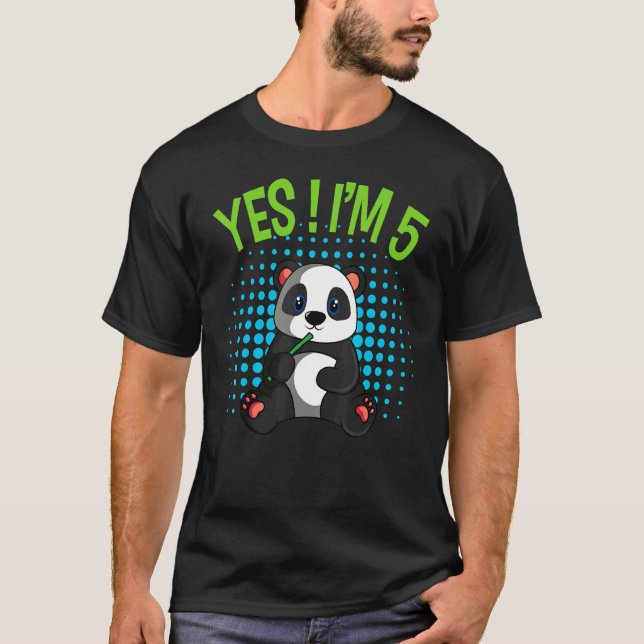 Camiseta Sim, eu sou 5 Celebrado de Festa de Dia de Panda (Frente)