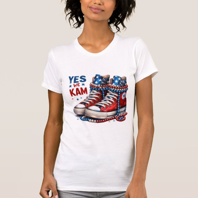 Camiseta Sim Nós Kam Patriotic Kamala Harris 2024 (Frente)