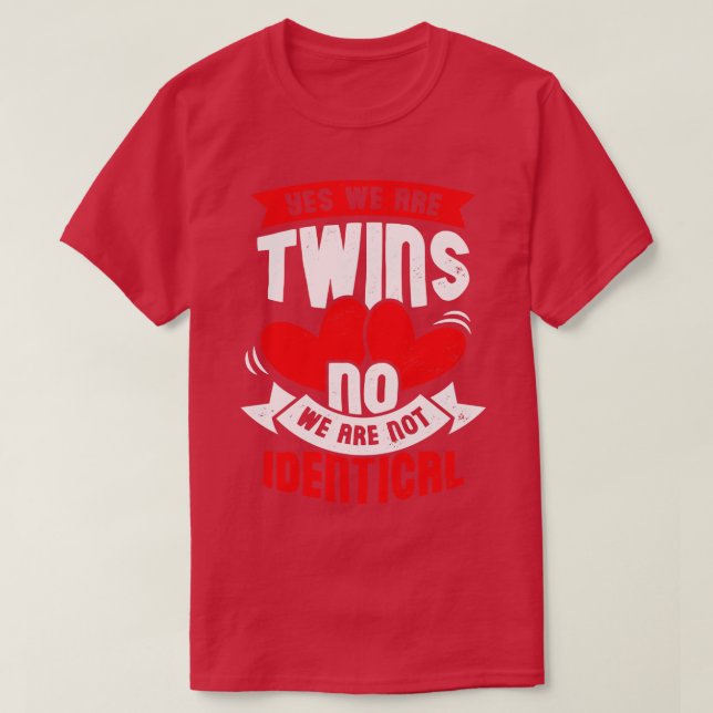 Camiseta Sim Somos Gêmeos Não Somos Idênticos (Frente do Design)