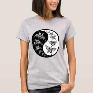 Camiseta Símbolo Black Yin Yang com Borboletas