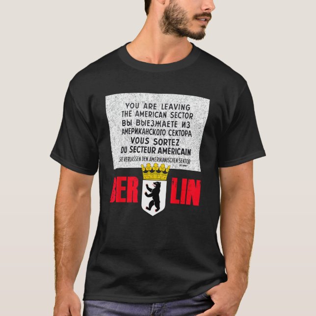 Camiseta Símbolo Charlie do Ponto de Verificação de Berlim (Frente)